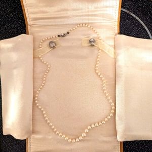 High end pearl necklace